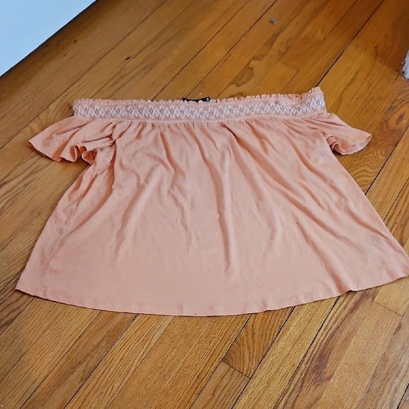 torrid Tops - Torrid Peach Off-Shoulder Top, Embroidered Neckline, Sz 0 (12, L), NWT!